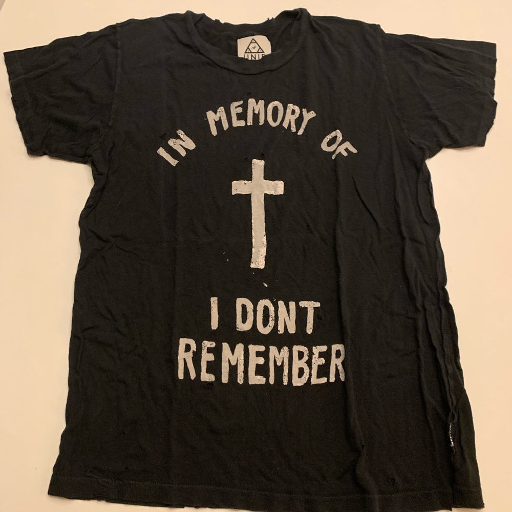 Unif in memory of i dont remember t shirt